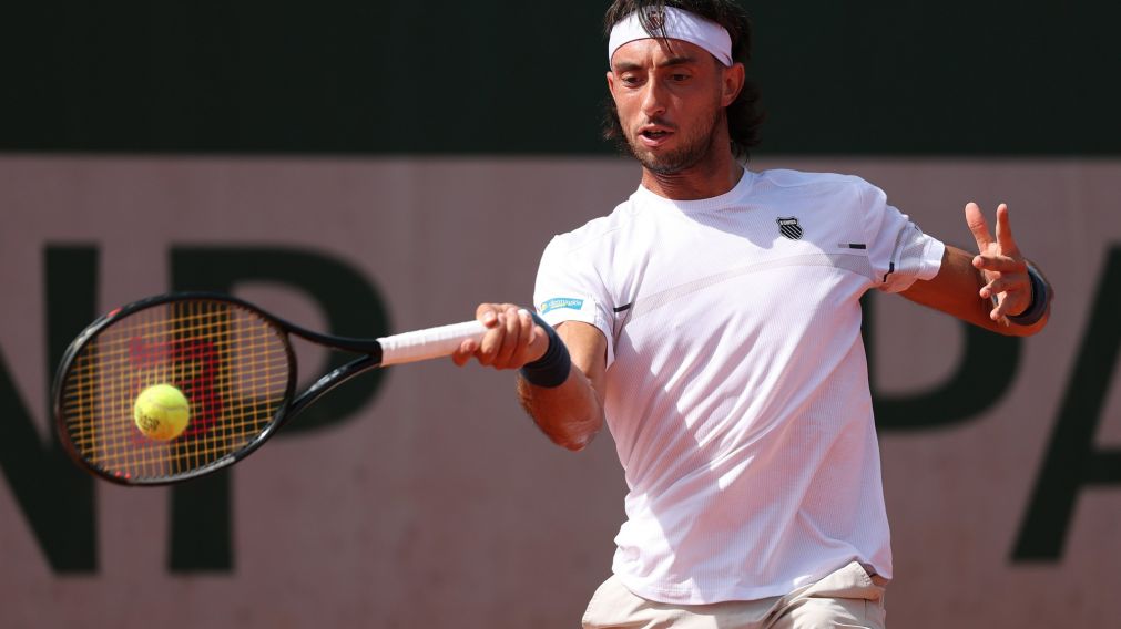 Thiago Tirante no pudo con Carre�o Busta y se despidi� de Roland Garros