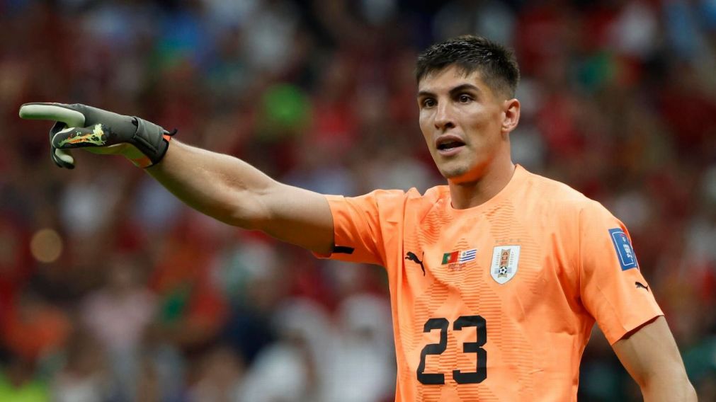 El guardameta actualmente se encuentra en Inter de Porto Alegre y es una fija en la Selección de Uruguay.
