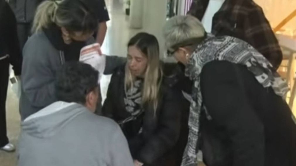 Se descompens� la mam� de Agostina Vega en la marcha para pedir por su aparici�n 