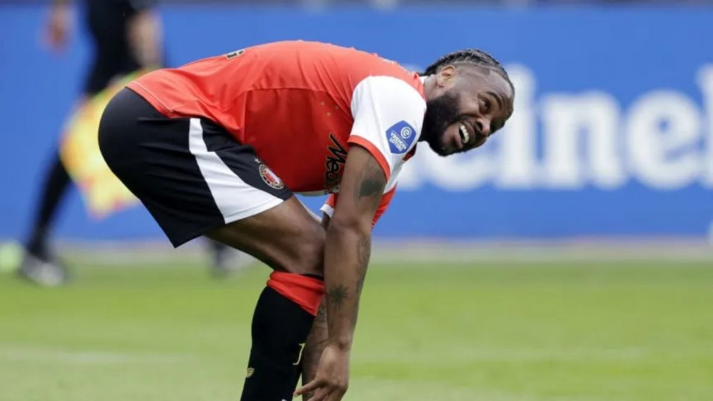 Sterling se metió en graves problemas y atraviesa un presente muy difícil.