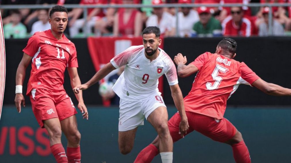 Jordania sufri� un duro rev�s ante Suiza a pocos d�a del debut mundialista.