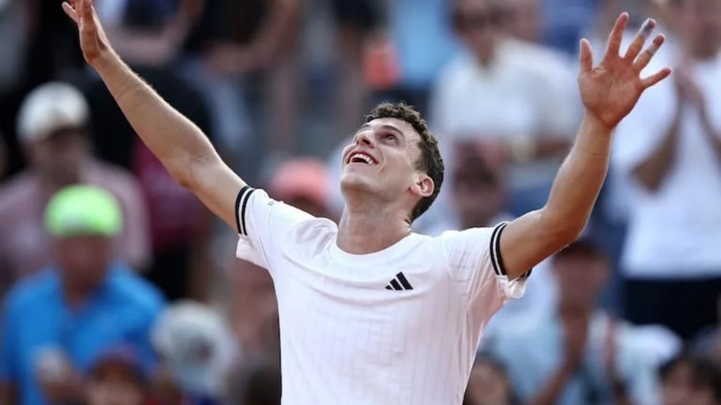 Juanma está haciendo historia en el polvo de ladrillo francés. El lunes se cruzará con un ex top ten para intentar seguir soñando en el segundo Grand Slam del año.