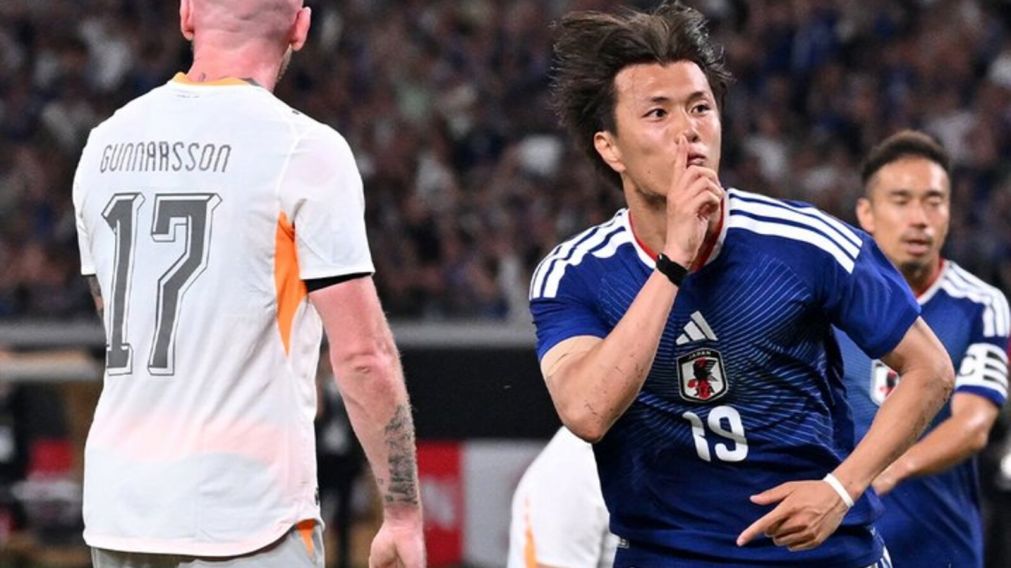 Japón aprovechó el cambio reglamentario que se implementará en el Mundial y venció a Islandia en el final del partido.