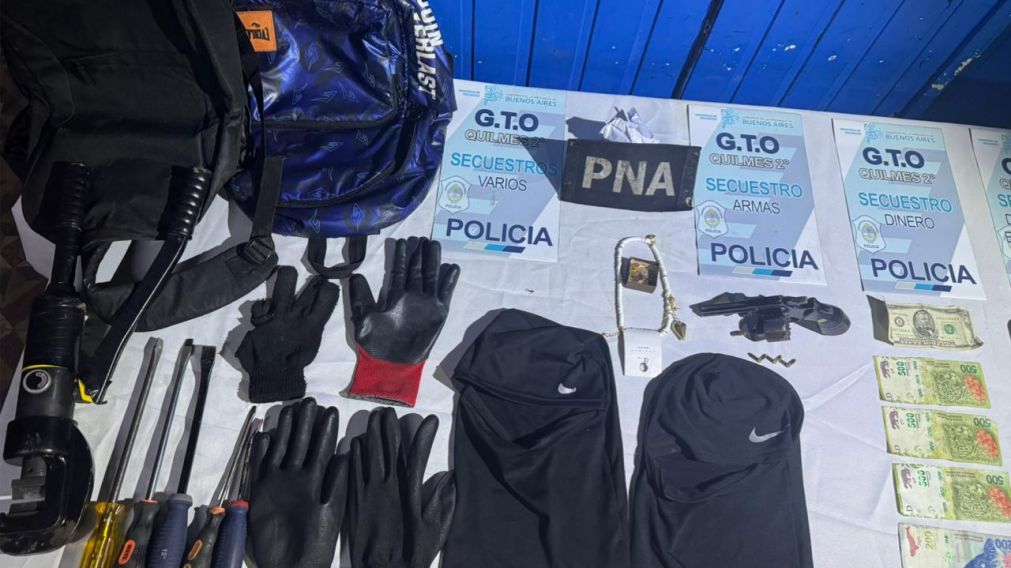 Frustran una entradera en Bernal: enfrentamiento armado y dos detenidos