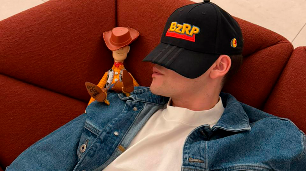 Bizarrap se suma a Toy Story 5 y debutará como actor de voz en la nueva película de Disney y Pixar