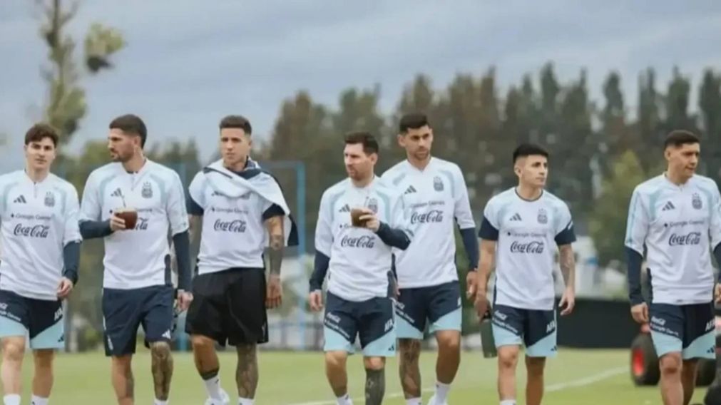 La Selección argentina intensifica los entrenamientos en Kansas con la mirada puesta en los lesionados.
