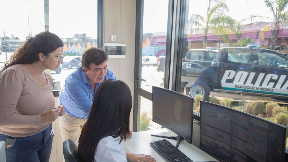 Tecnolog�a de Prevenci�n: Fernando Espinoza lanz� nuevos centros de monitoreo en la v�a p�blica