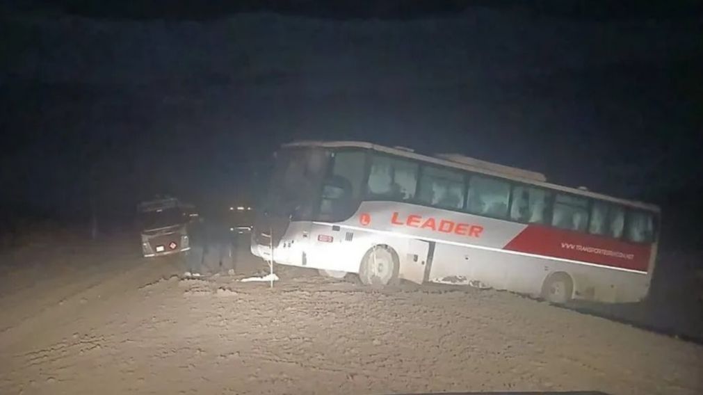 Un factor clim�tico habr�a sido el causante del accidente en la provincia de Neuqu�n (Bomberos Voluntarios de Buta Ranquil).