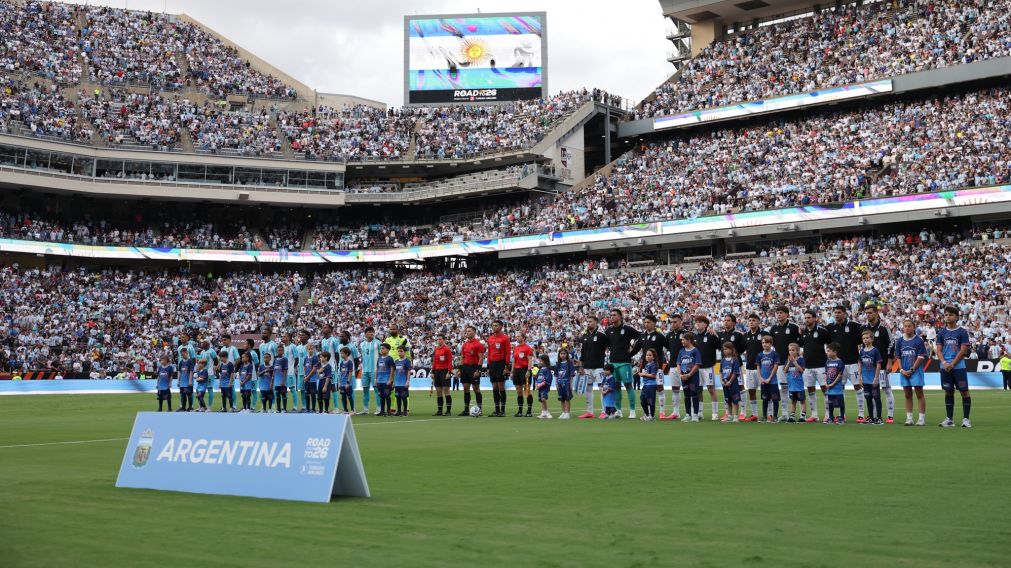 El error de la organizaci�n con el himno que descoloc� a la Selecci�n Argentina antes del partido ante Honduras