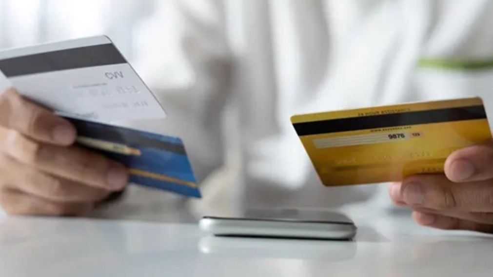 Sistema financiero: más de 5,3 millones de personas presentan deudas en mora.