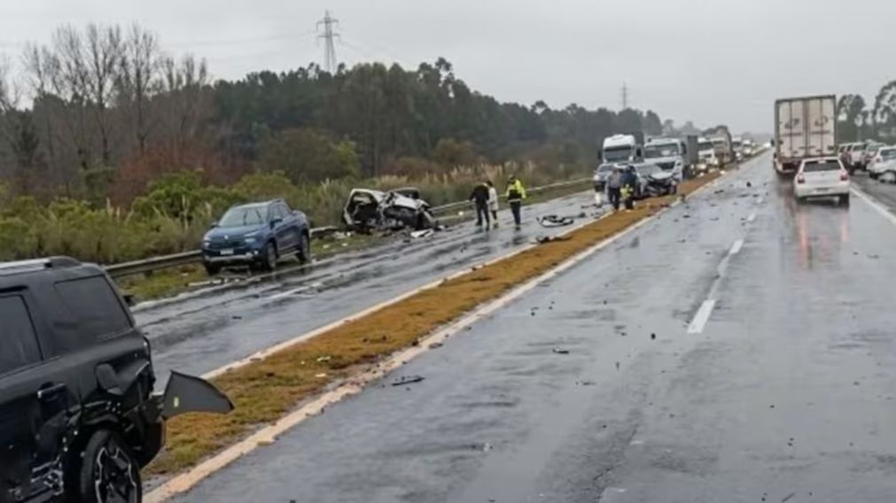 Al menos cuatro muertos por un choque m�ltiple en la Ruta Nacional 12 (Imagen El Litoral).