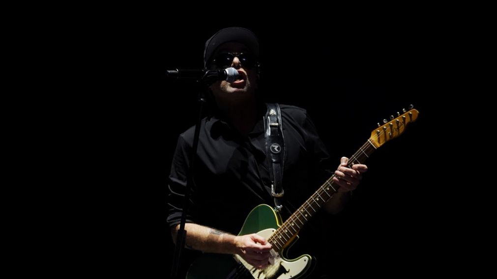 Andrés Calamaro agotó cuatro Movistar Arena y anunció una nueva fecha en Buenos Aires