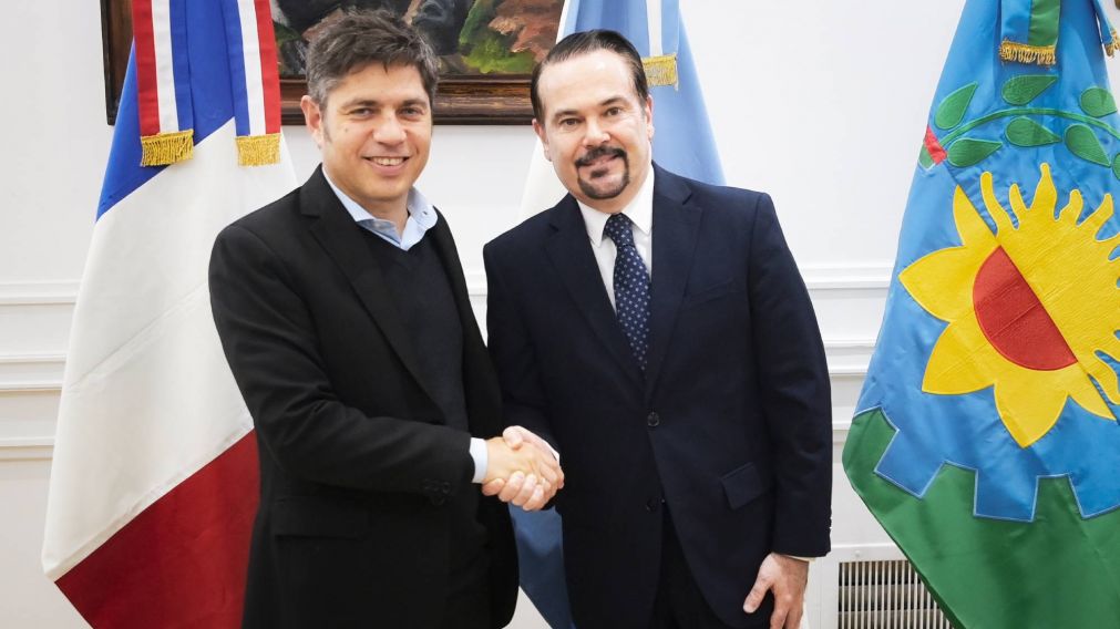 Axel Kicillof recibió al embajador de Francia "para seguir fortaleciendo lazos".