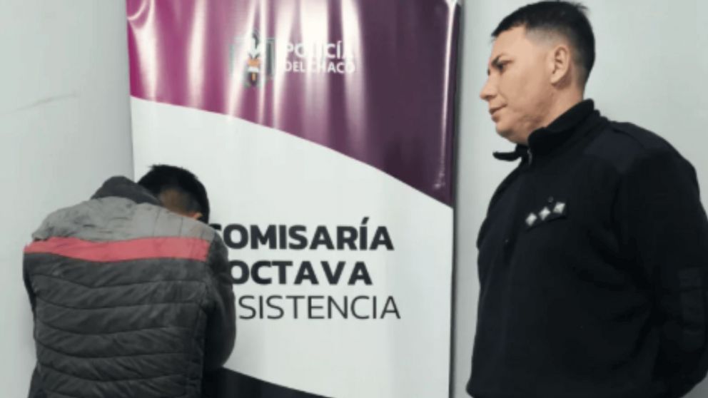 El acusado fue detenido y llevado esposado a la Comisar�a (Gentileza Diario Norte).