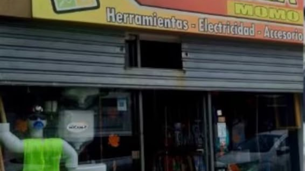 La ferretería a la que fueron los acusados tras el femicidio.