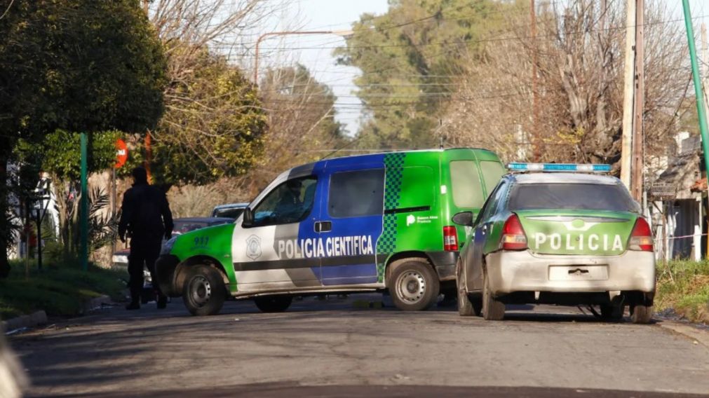 El cuerpo de la menor fue encontrado en su vivienda de la localidad de Melchor Romero (X).