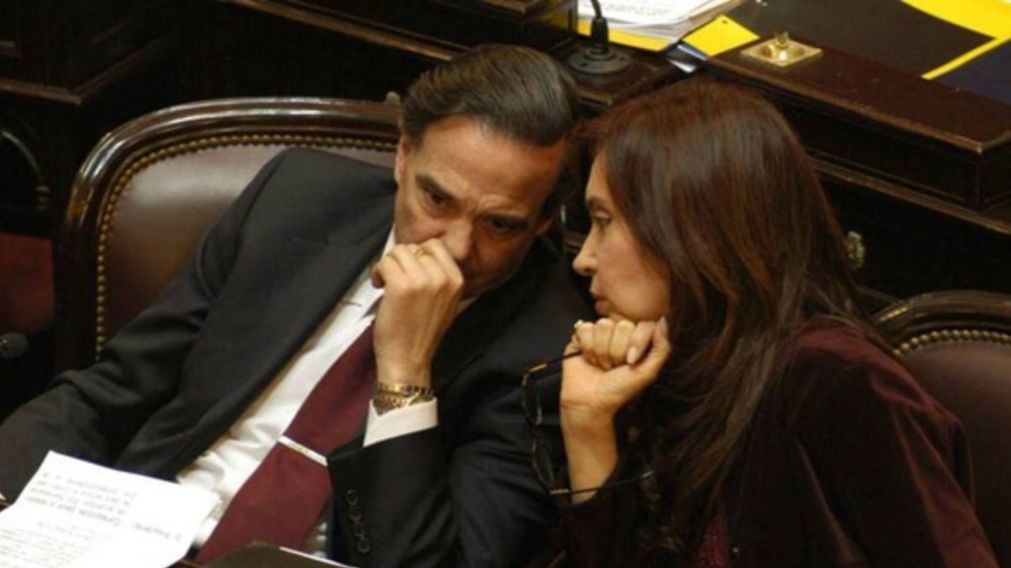 Miguel �ngel Pichetto exigi� que el Congreso declare "nulo y viciado" el fallo contra Cristina Kirchner.