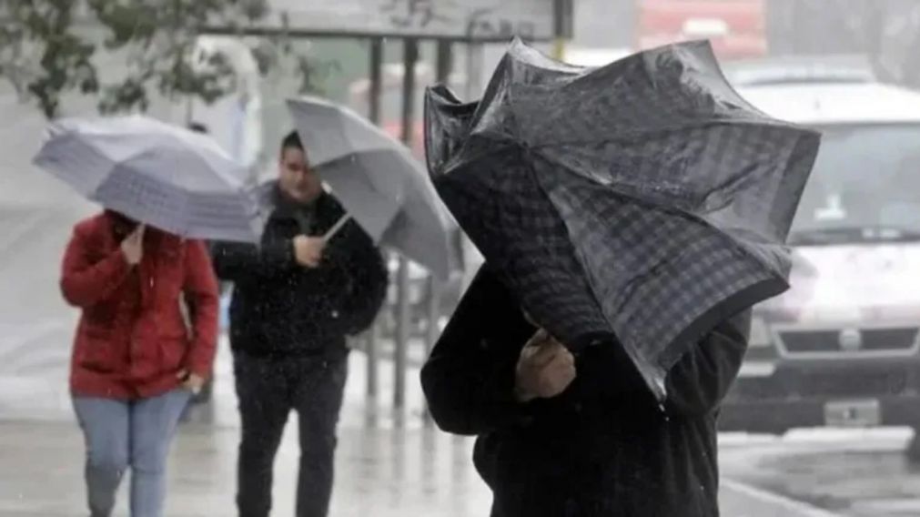 Clima: hay alerta naranja y amarilla por tormentas, fuertes vientos y nevadas en ocho provincias (Imagen ilustrativa).
