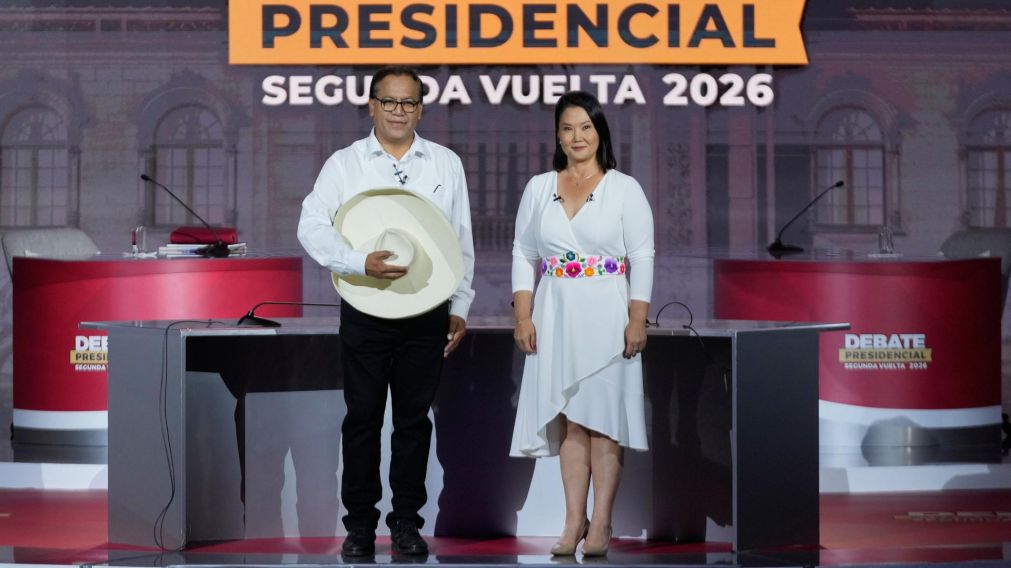 Las elecciones presidenciales en Perú están al "rojo vivo" (X).