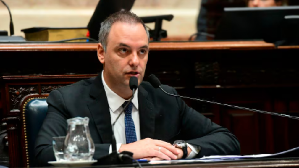 Manuel Adorni confirmó cuándo brindará su informe de gestión en el Senado.