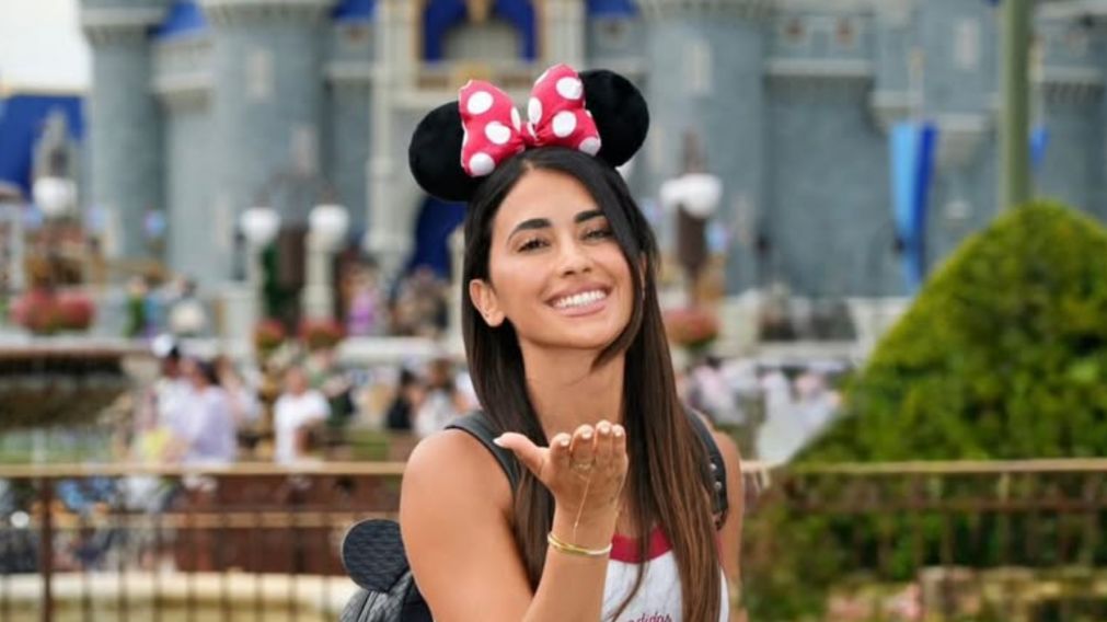 Antonela Roccuzzo viajó a Disney antes del debut de Argentina en el Mundial 2026. (Foto: Instagram/ @antonelaroccuzzo).
