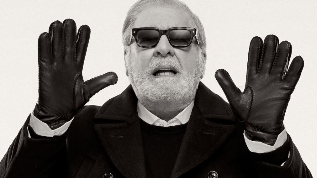 Arturo Puig, a los 81 años, se animó a un nuevo desafío y debutó como modelo