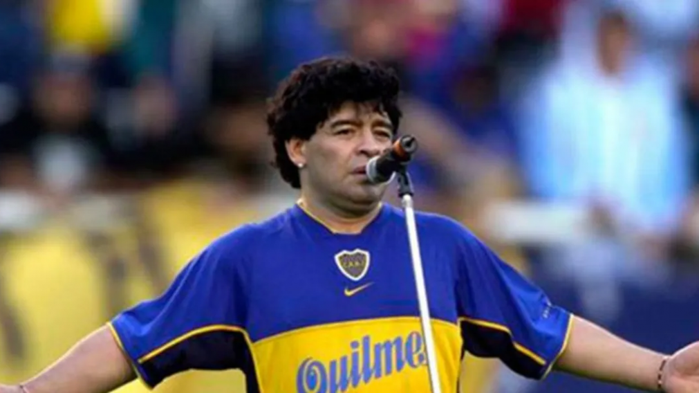 "Yo me equivoqué y pagué, pero la pelota no se mancha", Diego Armando Maradona.