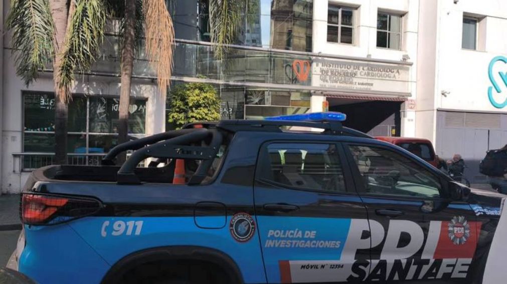El robo se produjo en un instituto de cardiolog�a de Rosario.