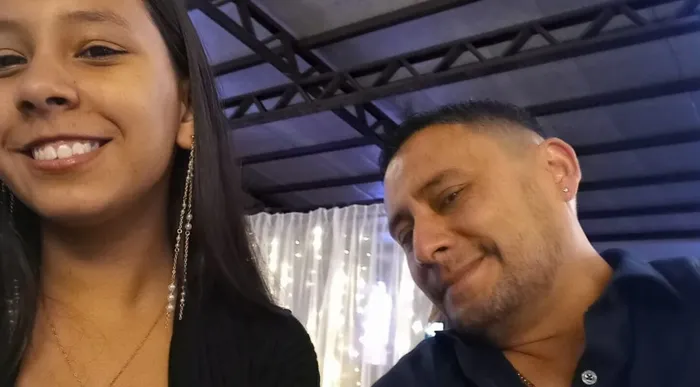 Agostina junto a su papá Gabriel Vera. 