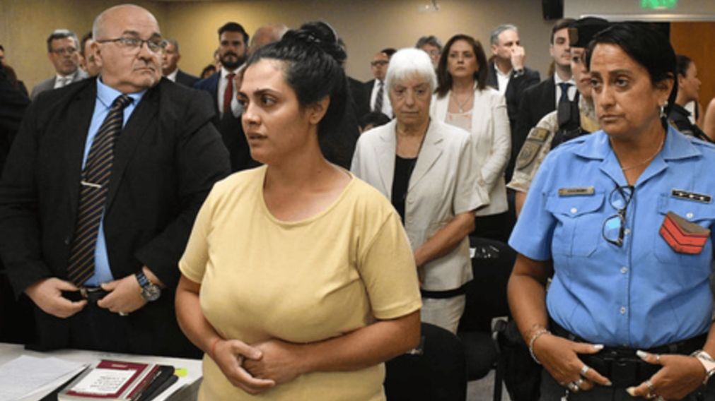 Brenda Agüero en una de las audiencias antes de ser condenada.