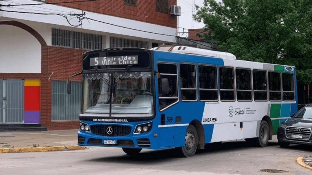 La UTA de Chaco alertó un posible paro de colectivos por falta de pago y una crisis del sector.