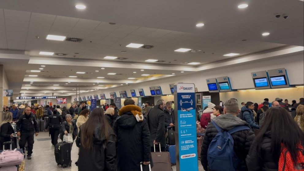 La asamblea de los gremios aeronáuticos coincide con el inicio de las vacaciones de invierno.