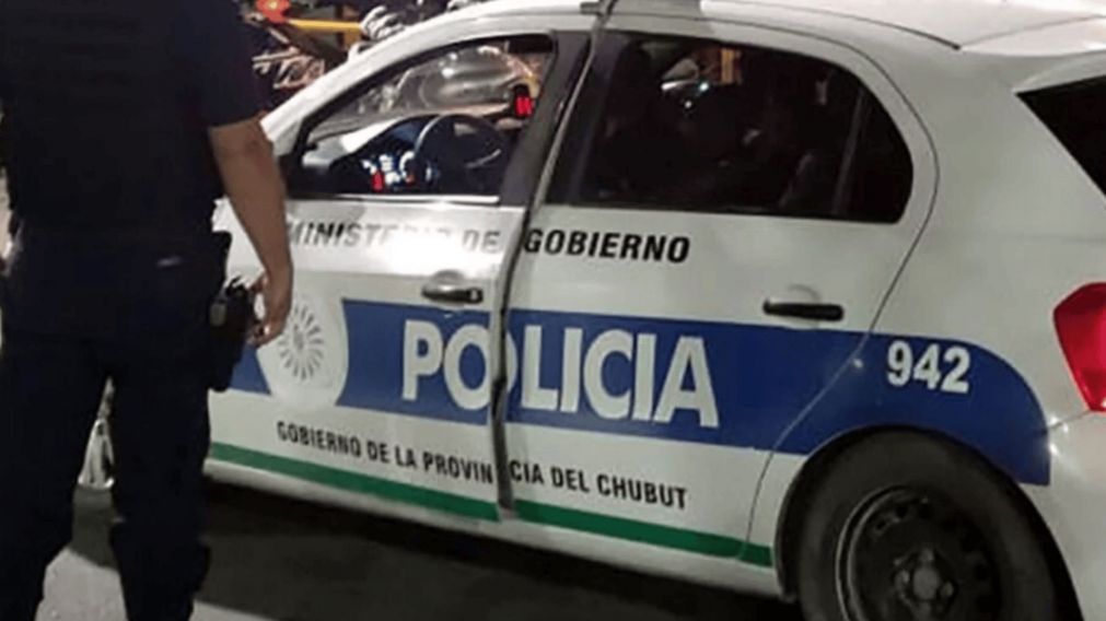 La Polic�a rastrill� la zona en busca de los asaltantes (Gentileza El Chubut).
