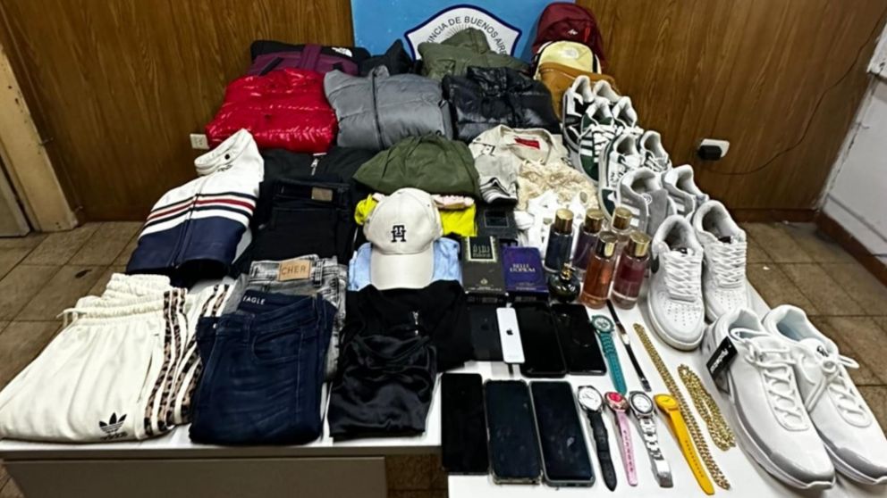 Algunos de los elementos que se recuperaron en las diligencias investigativas.