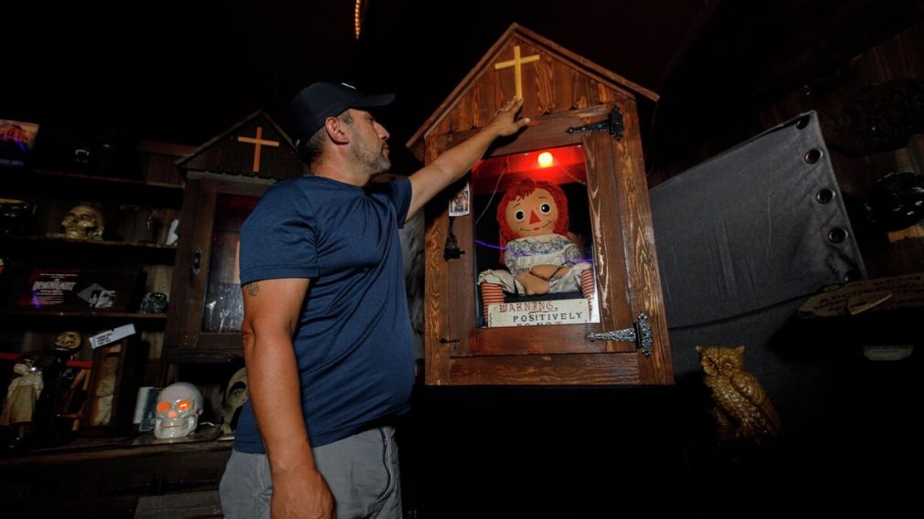 El misterio caso del custodio de Annabelle: que pasar� con la mu�eca y la gira programada en los Estados Unidos.