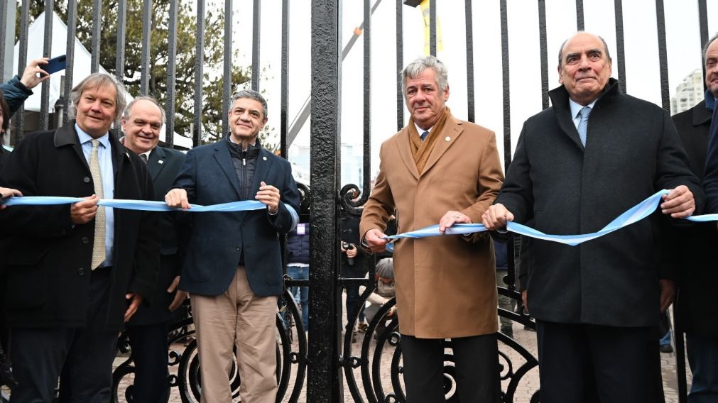 Guillermo Francos participó de la inauguración de la Exposición Rural.