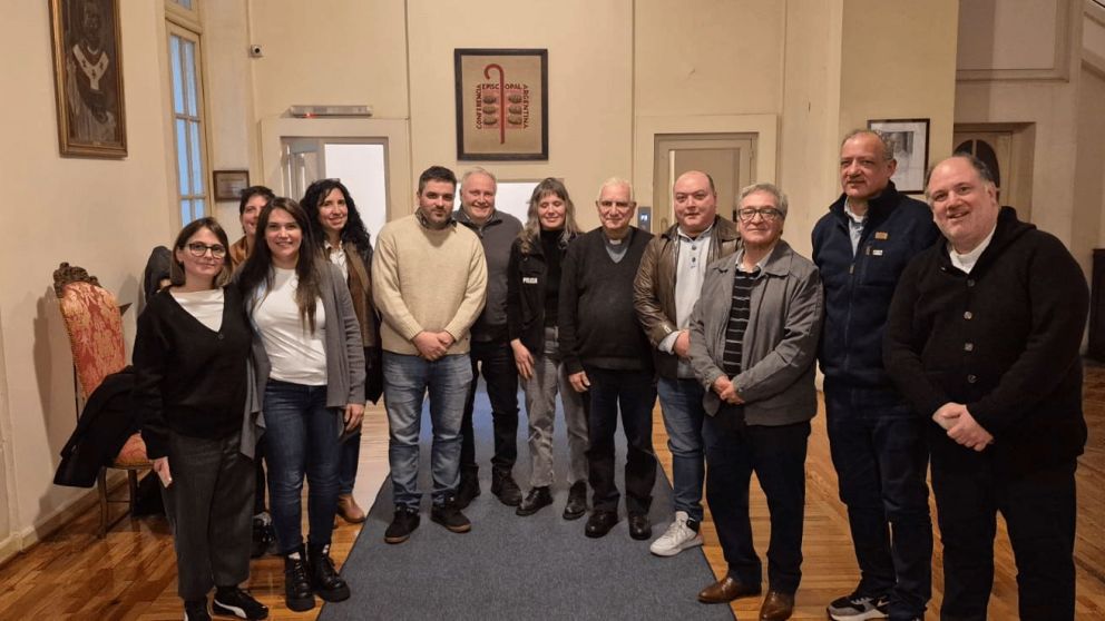 Monseñor Lozano se reunió con representantes sindicales de medios públicos.