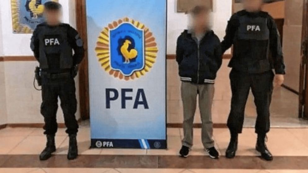 Drogaba mujeres, las violaba y les sacaba fotos.