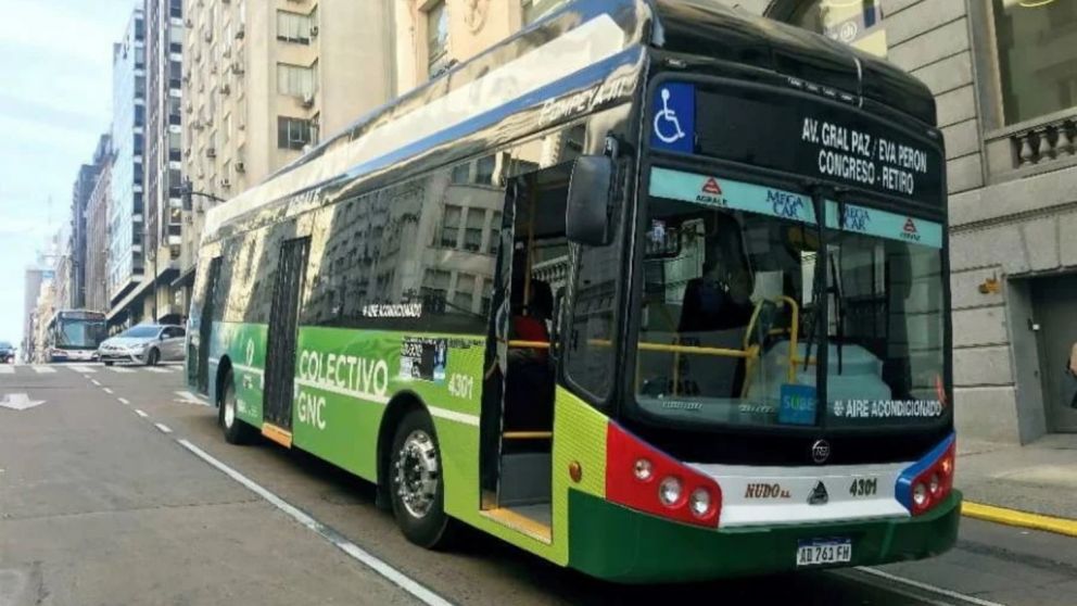 Desde 2027, todas las unidades cero kilómetro que se incorporen al sistema de transporte colectivo de pasajeros deberán ser propulsadas por GNC en CABA.