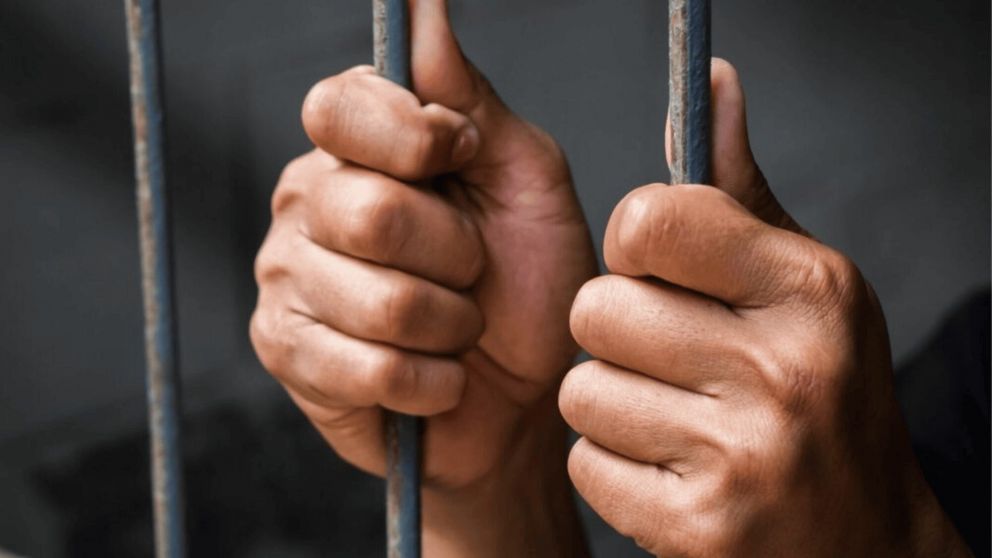 El presunto agresor quedó detenido.