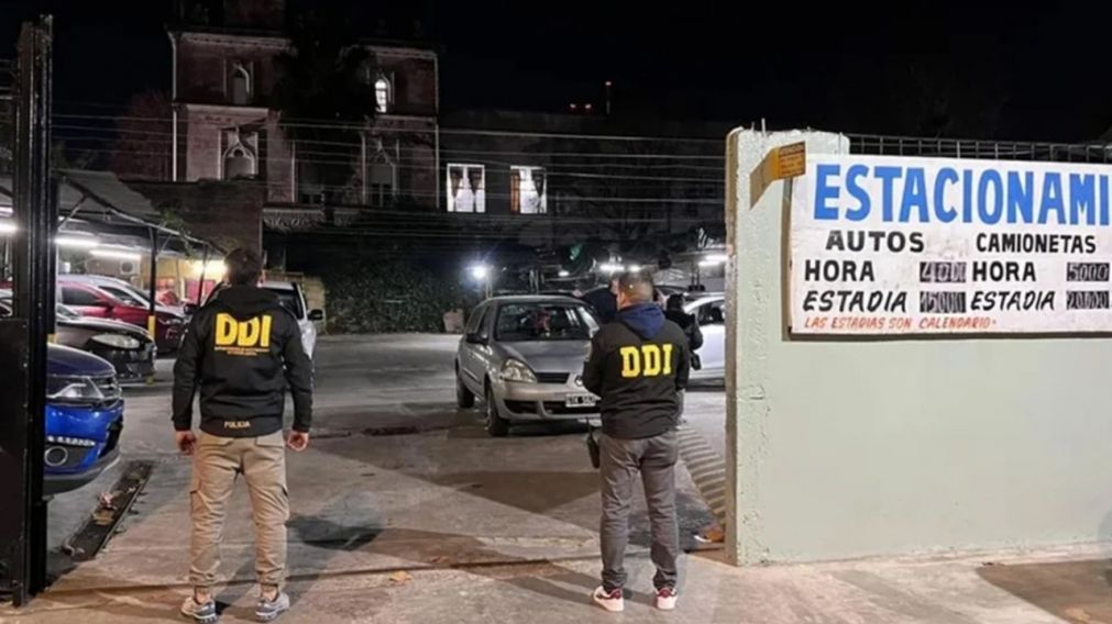Los robos se cometían semanas después para no despertar sospechas sobre el estacionamiento.