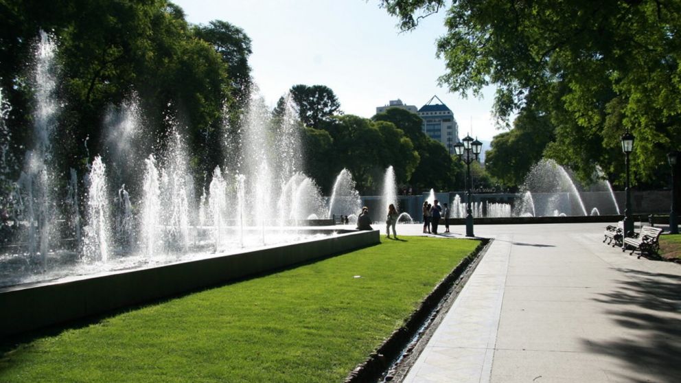 Plaza Independencia, ciudad de Mendoza