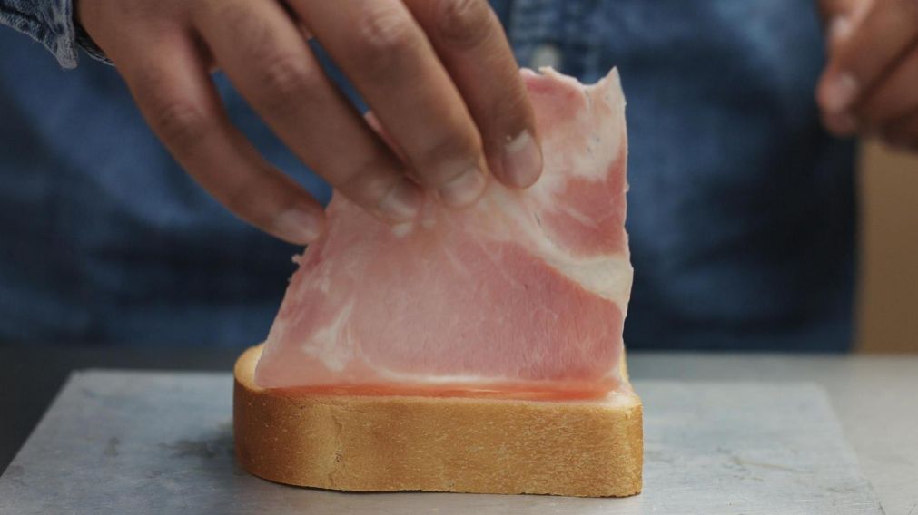 �Es seguro comer fiambre que se puso "baboso"? (Freepik).