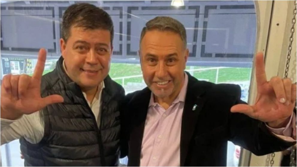 César Treffinger, a la izquierda, y Ricardo Bustos, a la derecha (Gentileza Chubut Noticias).
