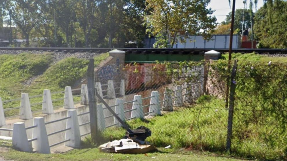 Acá, en este lugar, fue hallado el cadáver del individuo.