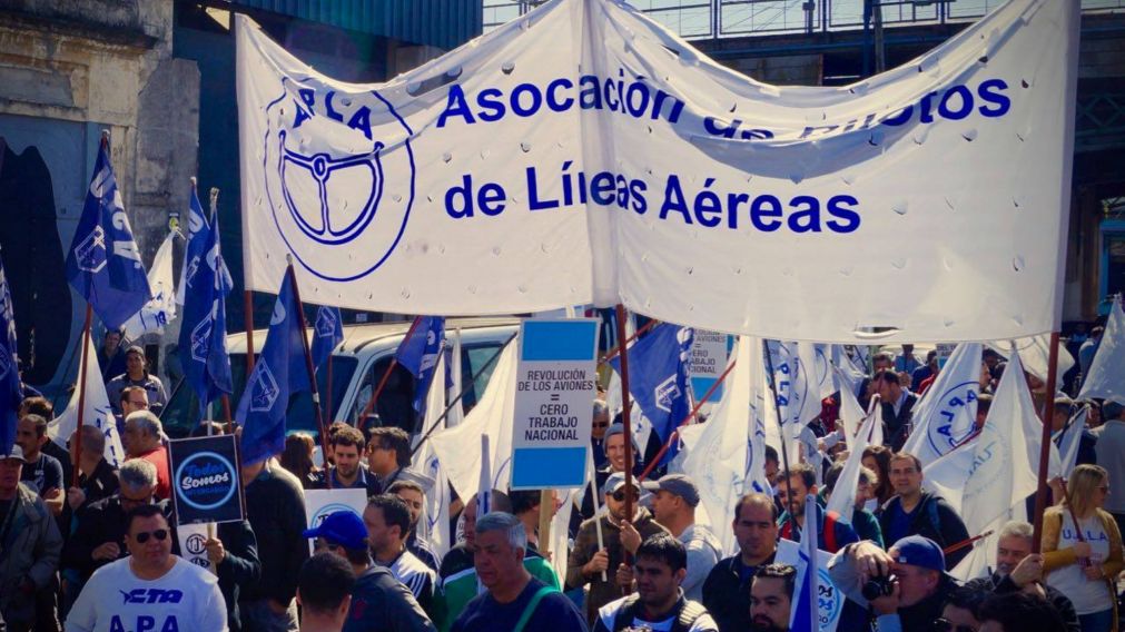 El gremio de pilotos convocó a un paro nacional para el sábado 19 de julio.