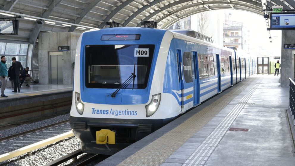 El tren Mitre modificó todos sus horarios.