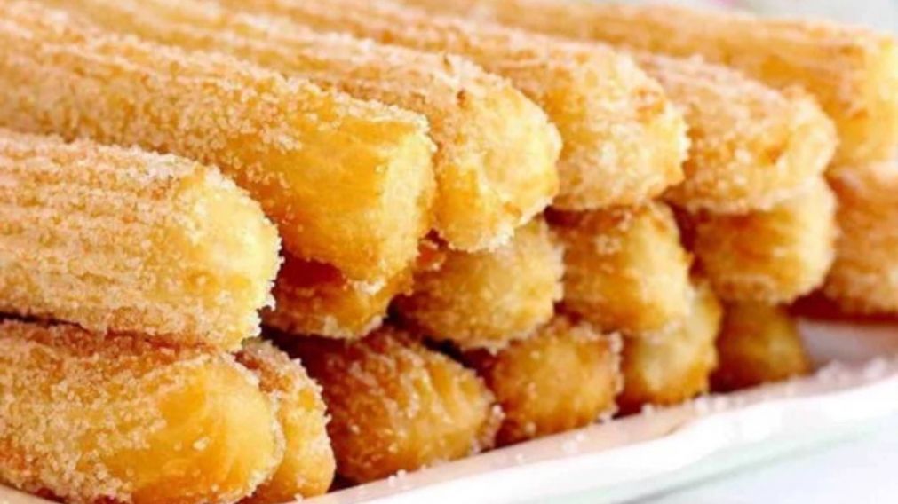 �Un viaje de sabor! Receta para hacer los mejores churros caseros con dulce de leche