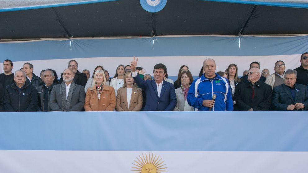 Fernando Espinoza en el Día de la Independencia: “El pueblo de La Matanza dijo que quiere ser libre de verdad”.