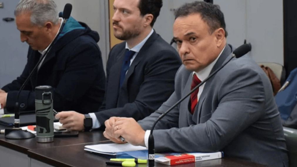 La Fiscalía de Corrientes solicitó que el ex secretario judicial Pablo Carlos Molina sea condenado a cinco años de prisión por escuchas ilegales.